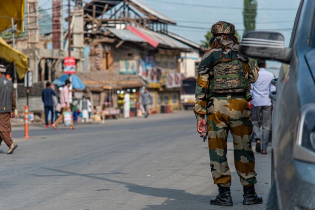 Kerusuhan di wilayah Kashmir yang dikelola Pakistan kini telah merenggut 24 nyawa