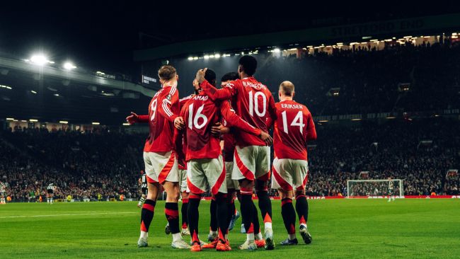 Manchester United akan mengumumkan bek Denmark sebagai penandatanganan pertama di era Amorim