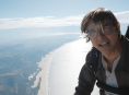 Tom Cruise diberikan penghargaan sipil tertinggi oleh Angkatan Laut AS