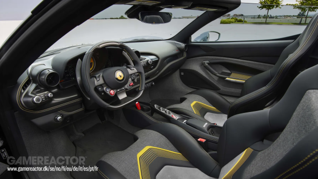 Ferrari meluncurkan V8 F8 Spider satu kali baru