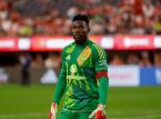 Kiper Manchester United André Onana menjadi sasaran kebencian online setelah kebobolan dua gol melawan Lyon