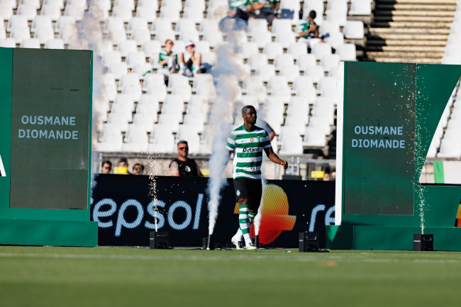 Nottingham Forest merekrut bek Ousmane Diomande dari Sporting CP