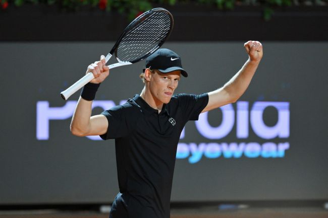 Jannik Sinner menegaskan berapa lama waktu yang dibutuhkan untuk pulih dan rencananya untuk AS Terbuka