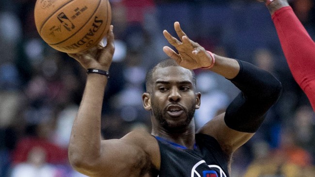 Pemain NBA legendaris Chris Paul, dijuluki The Point God, mengumumkan pensiun di usia 40 tahun