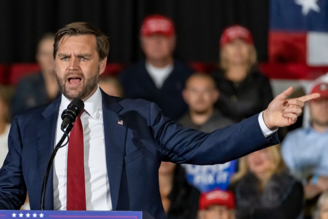 Vance menegaskan Trump "tidak akan mengizinkan" perang Iran yang berkepanjangan
