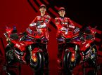 Ducati Lenovo memamerkan motor MotoGP baru untuk juara dunia Pecco Bagnaia dan Marc Márquez