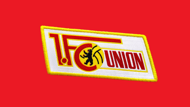 Direktur sepak bola Union Berlin membela pelatih Marie-Louise Eta dari komentar seksis menyusul penunjukan bersejarah