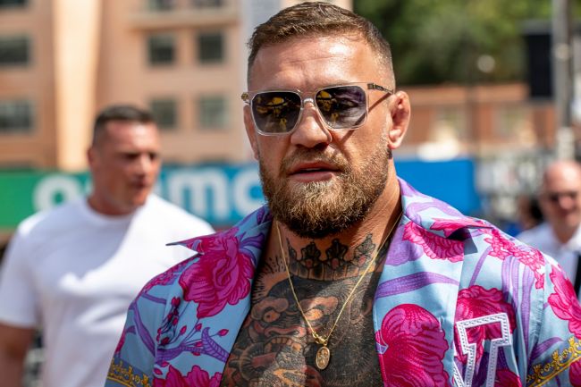 Conor McGregor menerima larangan 18 bulan karena melanggar tes anti-doping UFC