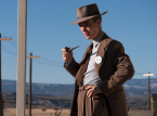 Christopher Nolan on streaming Oppenheimer: "Itu berbahaya"