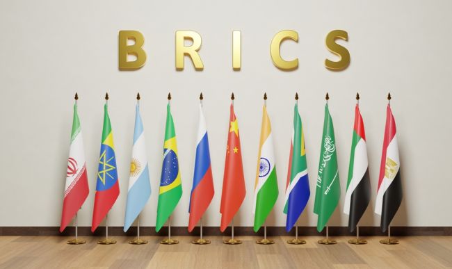 Trump memperingatkan tarif tambahan 10% pada BRICS saat para pemimpin bersidang di Brasil