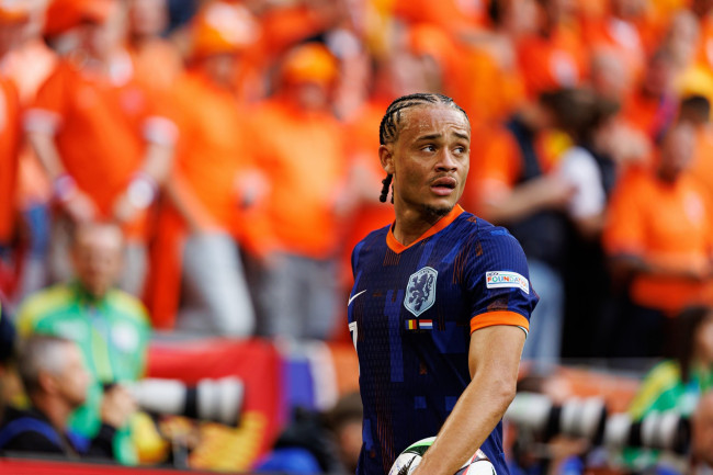 Xavi Simons dari Tottenham absen dari Piala Dunia bersama Belanda karena cedera lutut