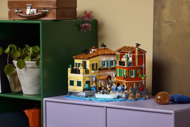 Riviera Italia dilapisi bata dalam set Lego terbaru yang nyaman