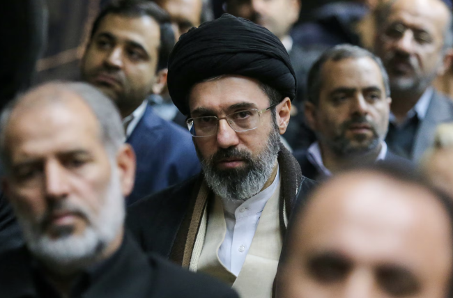 Pemimpin baru Iran bersumpah untuk menjaga Hormuz tetap ditutup