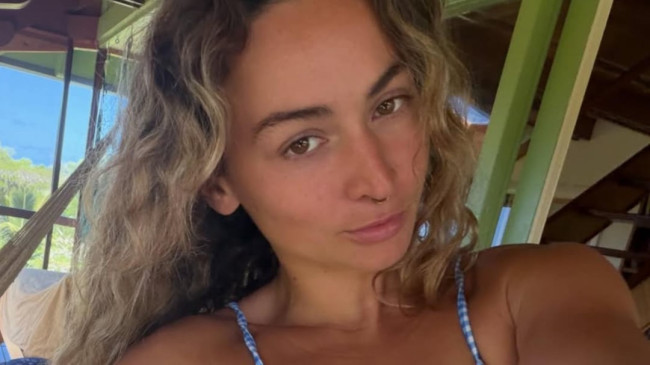 TikToker Gabbie Gonzalez ditangkap karena diduga berkonspirasi untuk membunuh penyanyi Jack Avery