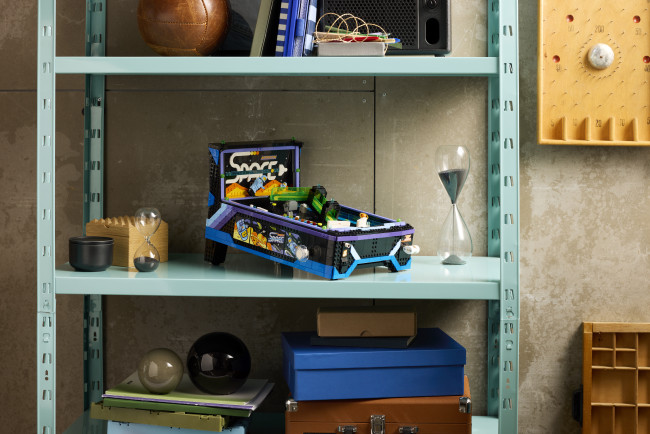 Lego meluncurkan set pinball arcade yang dapat dibangun dan berfungsi
