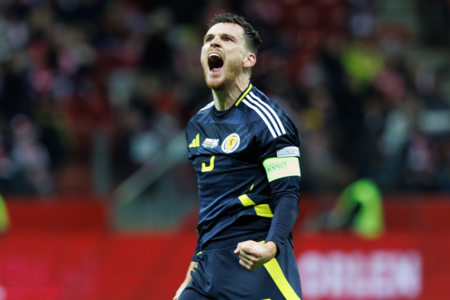 Kapten Skotlandia Andy Robertson membacakan surat emosional oleh Rute Cardoso, istri Diogo Jota