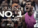 Carlos Alcaraz mengamankan gelar No. 1 Dunia pada 2025 dan lolos ke semifinal