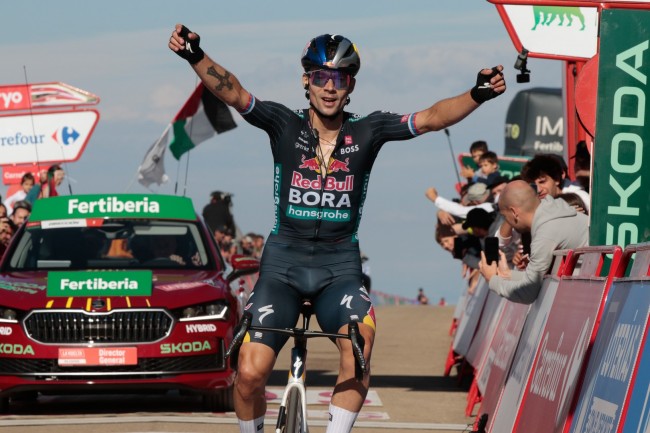 Primož Roglič akan mengejar gelar Vuelta a España kelima yang memecahkan rekor pada tahun 2026