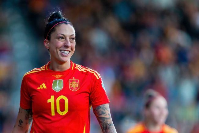 15 bulan setelah ciuman yang tidak diinginkan oleh Luis Rubiales kepada Jenni Hermoso, persidangan dimulai di Madrid