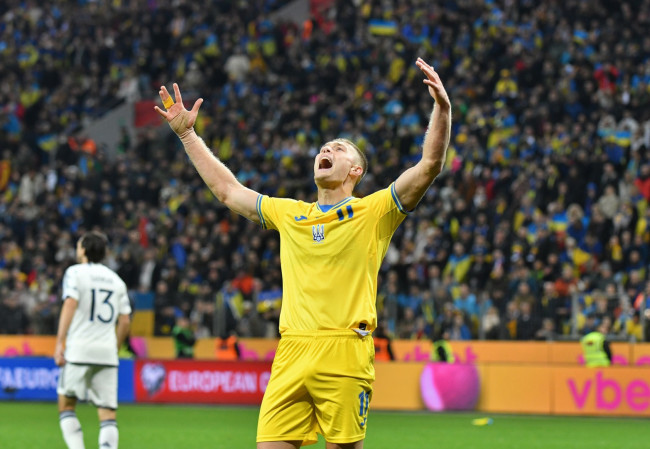 Ukraina akan menjadi tuan rumah pertandingan play-off Piala Dunia mereka di Spanyol sebagai stadion kandang mereka